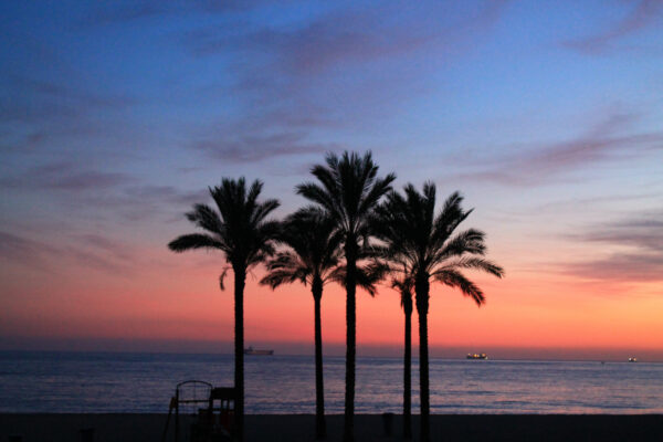 atardecer-playa-de-agua-dulce-almeria-espaa-0d0b7797-f4a4-4ead-b0f7-b4846b34106e